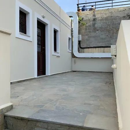 Stylish New Studio In Old Town Rhodes Appartamento